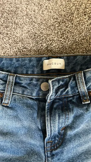 PacSun Low-Rise Baggy Jeans thumbnail 3