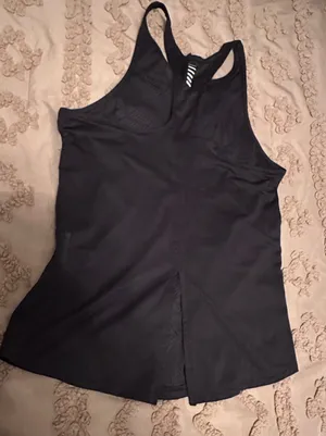 Under Armour Black Tank Top thumbnail 3