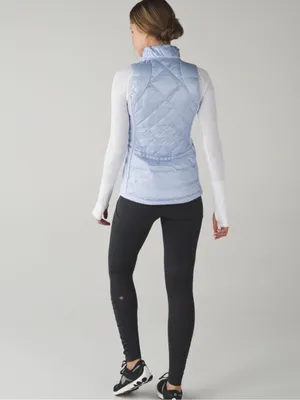 Lululemon Athletica Pastel Light Blue Down For A Run Vest Size 6 thumbnail 13