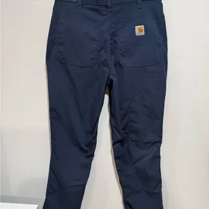 Carhartt women’s Dark Blue Cargo Pants thumbnail 7
