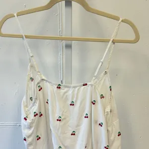 Japna White‎ Cherry Embroidered Rayon Camisole Tank Top Women Large Adjustable thumbnail 4