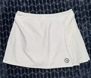 Vuori Women All The Form White Skort skirt Short Size Large thumbnail 1