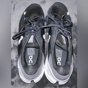 On Cloudflyer 4 Size 9.5 Men’s / 11 Women’s thumbnail 11