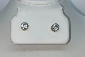 Handmade Clear Rhinestone Gold-tone Hardware Stud Earrings thumbnail 1