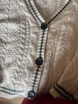 Cardigan thumbnail 6