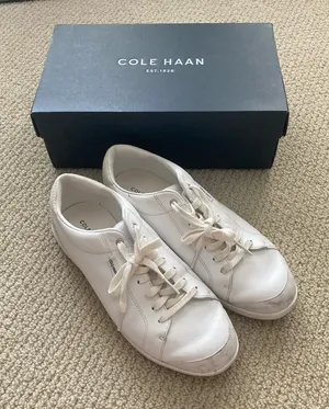 Cole Haan Vegan Leather Low-top White Fashion Sneakers Women’s Size 8 GUC thumbnail 1