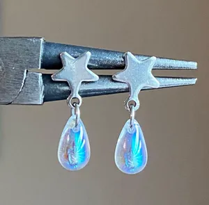 cute mini clear Czech glass teardrop simple dangle earrings 🤍🌟 thumbnail 1