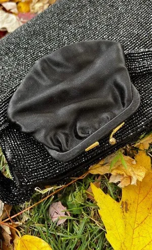Vintage Black Beaded Hand Bag, 1950s Black Beaded Purse thumbnail 6