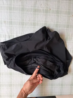 Lululemon Black Women's Athletic Shorts - Stretch Performance thumbnail 8