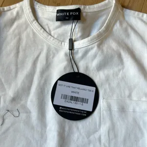 White Fox Got it like that relaxed tee thumbnail 2