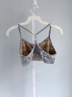 Lululemon Flow Y Bra IV Gray Beach Floral Strappy Crisscross Back Size 4 thumbnail 4