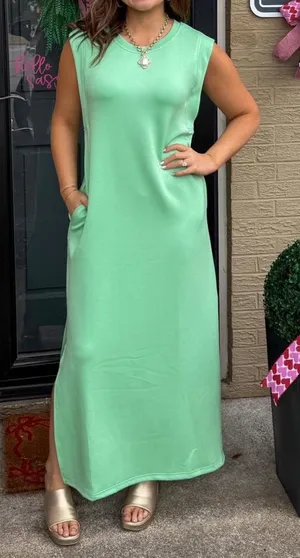 Green Dress Size M thumbnail 1