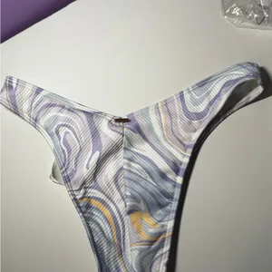 Hollister Women's Lavender Swirl Bikini Bottom thumbnail 5