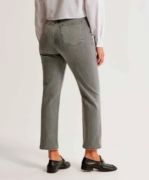Abercrombie Curve Love Ultra High-Rise Ankle Straight Grey Jeans thumbnail 3