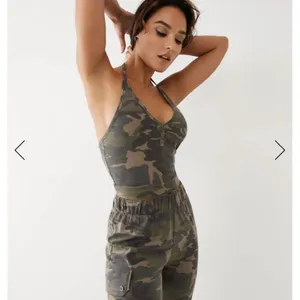True religion Camo halter top thumbnail 3