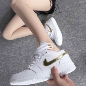 New NIKE Air Jordan 1 Retro Low 'White Metallic Gold' thumbnail 1