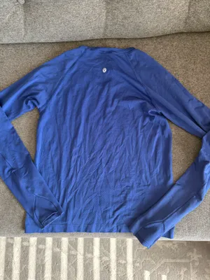 Lululemon Long Sleeve Swiftly Tech thumbnail 2