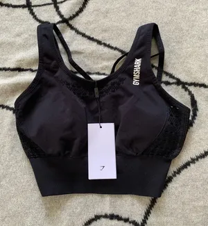 Gymshark Cropped Top thumbnail 3