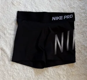 Nike Pro Shorts thumbnail 1