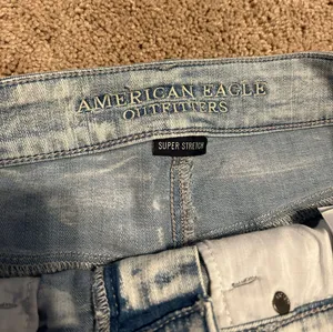 American Eagle jean shorts thumbnail 2