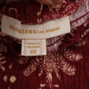 Monteau Los Angeles Strapless Maxi Dress XS Burgundy Tropical Palm Linen Blend thumbnail 2