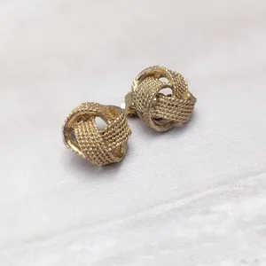Vintage Clip On Earrings Gold Tone Patterned Knot Design - Fair Condition thumbnail 3