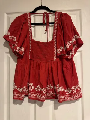 Old Navy Top Women’s thumbnail 2
