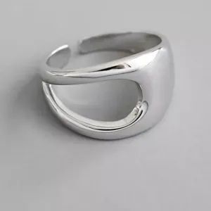 Boutique NEW Polished 18k‎ White Gold Geometric Ring thumbnail 7