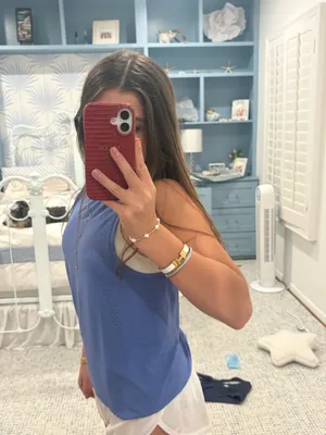 Lululemon tank top thumbnail 2