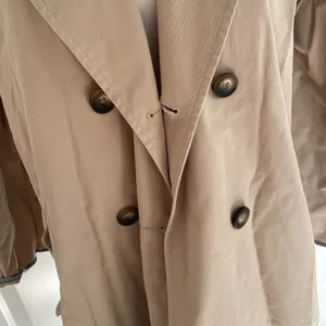 Gorgeous Tan Topshop Long Buttoned Trench Coat thumbnail 8