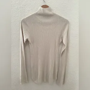 Uniqlo Mame Kurogouchi Mock Neck Cream sweater Size M thumbnail 2