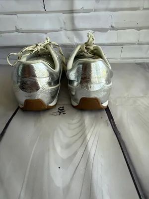 Steve Madden Abbi Metallic Silver Low-Top Sneakers with Cream Laces thumbnail 2