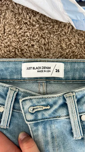 Blues Jean thumbnail 2