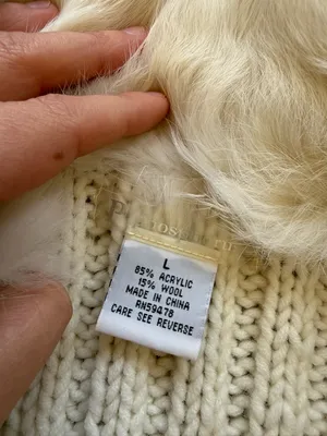 Phosphoru zip up sweater made of a blend of 85% acrylic and 15% wool size L thumbnail 3
