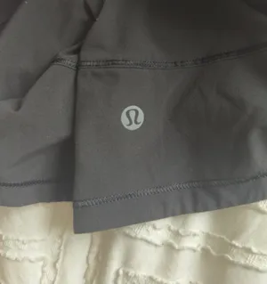 Lululemon Tennis Black Skirt Pace Rival thumbnail 4