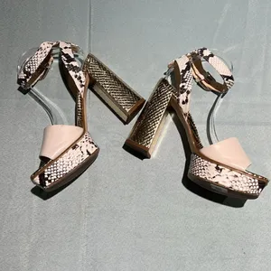 Guess Rippa Python & Gold platform Strappy heels Size 9.5  ‎ B53 thumbnail 8