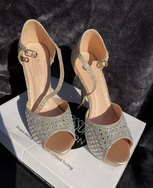 Rose Gold Bedazzled Heels Size 7.5 thumbnail 2