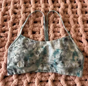 Lululemon Flow Y Bra thumbnail 1