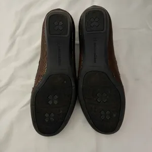 Naturalizer Gisella Loafers 6.5M Brown Metallic Snake Print Buckle Comfort Flats thumbnail 6