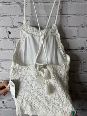NWT Hollister White Knit Crochet halter top with Spaghetti Straps XS thumbnail 6