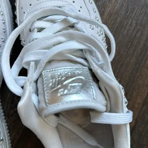 2018 Wmns Air Force 1 Low 'Star-Studded' thumbnail 10