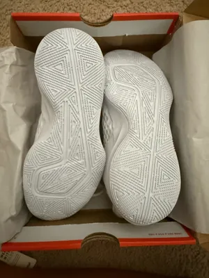 Nike Zoom Hyperspeed Court Volleyball Shoes thumbnail 2