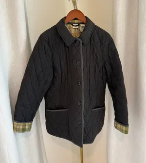 L.L. Bean Quilted Jacket Womens Medium Black Water Resistant Collared Button Up thumbnail 1