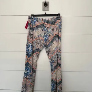 Xhilaration Women’s Large Blue Orange Patterned Wide Leg Pants New thumbnail 4