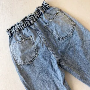 Zara Womens Size 4 Acid Wash Paperbag Waist Mom Jeans Light Blue‎ Denim thumbnail 9