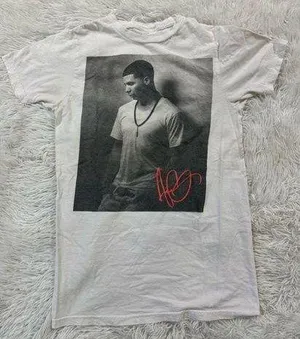 women’s drake graphic tshirt thumbnail 1