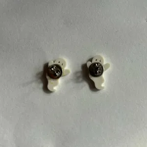 3/$20 Cute White/Cream Ghost Halloween Stud Earrings thumbnail 2