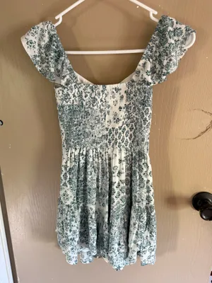 Hollister Romper Floral thumbnail 2