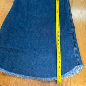 Good American Blue Denim‎ T-Shirt Dress Size 1 S Frayed Raw Edge Hem Mini Shift thumbnail 9