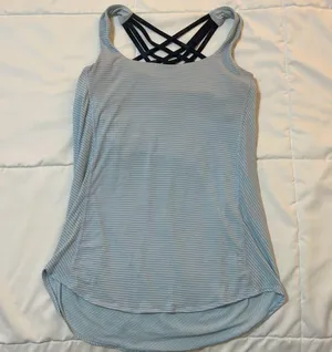 Lululemon adorable relaxed yoga shirt! thumbnail 4